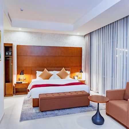 Alisa Hotel טמה מראה חיצוני תמונה