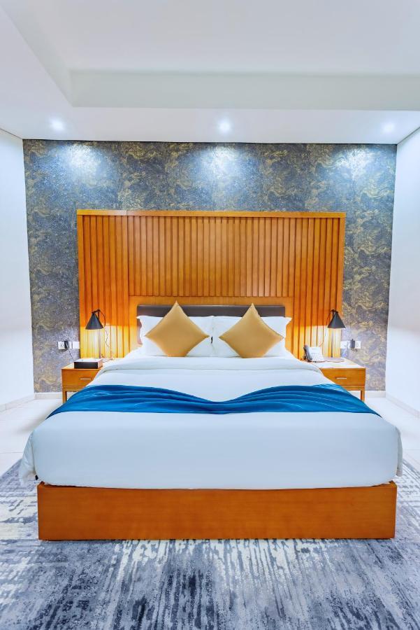 Alisa Hotel טמה מראה חיצוני תמונה