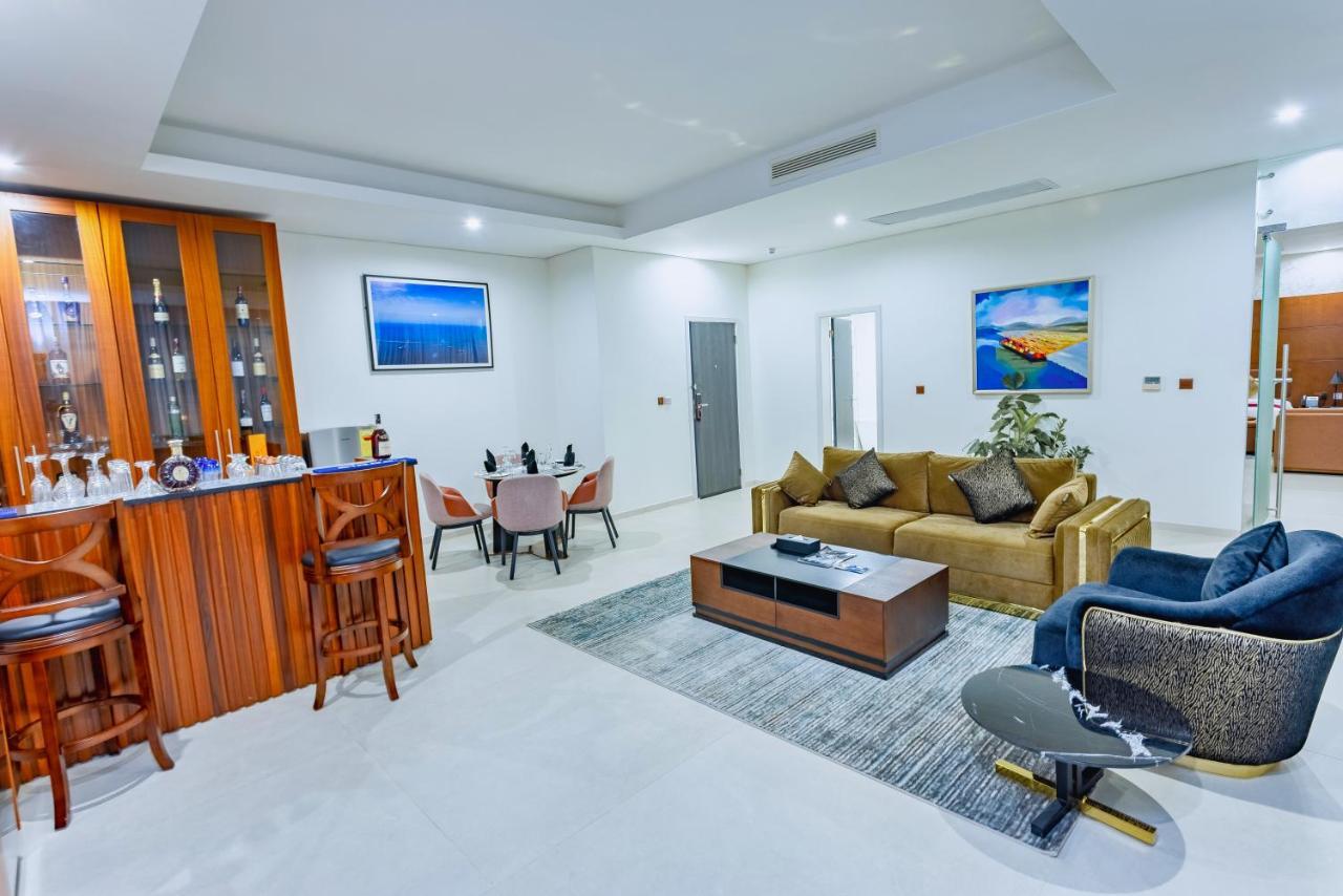 Alisa Hotel טמה מראה חיצוני תמונה